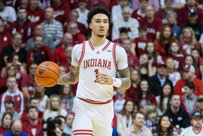 Indiana Hoosiers guard Jalen Hood-Schifino (1) dribbles the ball in the first half against the Ohio State Buckeyes at Simon Skjodt Assembly Hall.